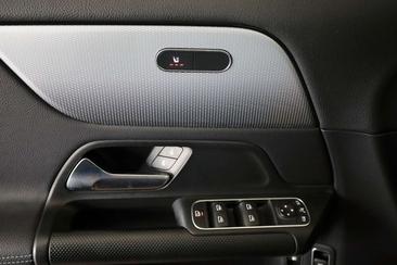 Mercedes GLA 250 — photo 20