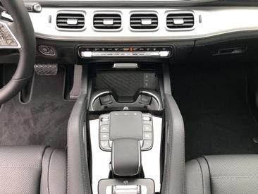Mercedes GLE Coupé 450 Night Edition — photo 15