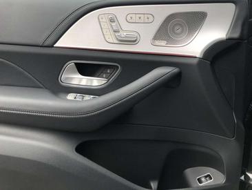 Mercedes GLE Coupé 450 Night Edition — photo 16