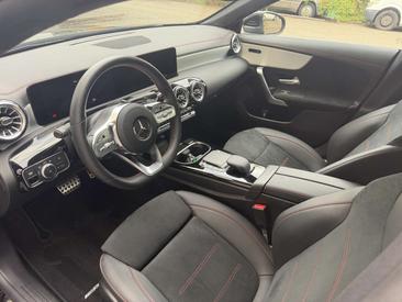 Mercedes CLA 220 AMG Line — photo 12