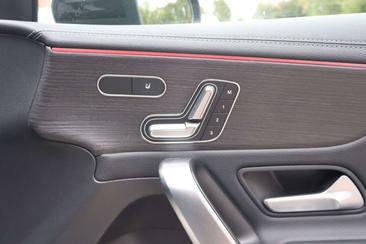Mercedes Classe A 180 Night Edition — photo 10