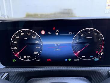 Mercedes CLA 200 Night Edition — photo 19
