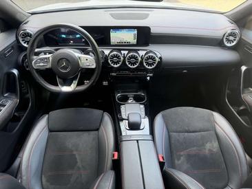 Mercedes CLA 250 AMG LINE — photo 16