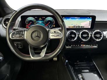 Mercedes GLB 250 Premium — photo 11