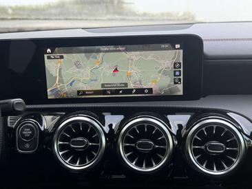 Mercedes CLA 220 Night Edition — photo 22