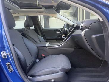 Mercedes Classe C 300 — photo 25