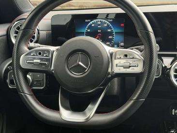 Mercedes CLA 200 AMG Line — photo 18
