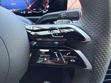 Mercedes CLA 200 Night Edition — photo 35