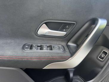 Mercedes CLA 250 AMG LINE — photo 32