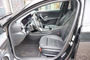 Mercedes Classe A 180 Night Edition — photo 32