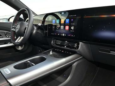 Mercedes CLA 220 AMG Line — photo 7