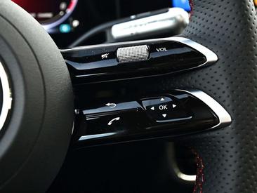 Mercedes CLA 220 AMG Line — photo 16