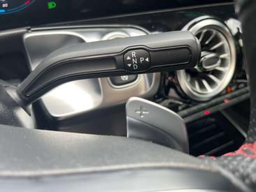 Mercedes GLB 180 AMG Line — photo 24