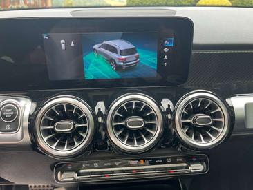 Mercedes GLB 180 AMG Line — photo 25