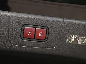 Mercedes CLA 220 AMG Line — photo 28