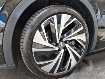 Volkswagen ID.5 Pro — photo 10
