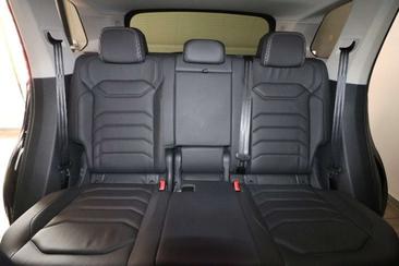 Volkswagen Touareg TDI 4Motion Elegance Black — photo 10