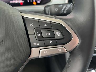 Volkswagen T-Roc TSI — photo 8