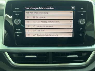 Volkswagen T-Roc TSI — photo 10