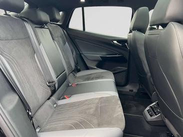 Volkswagen ID.5 Pro Performance — photo 14