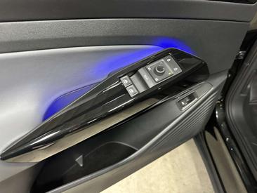 Volkswagen ID.5 Pro — photo 8