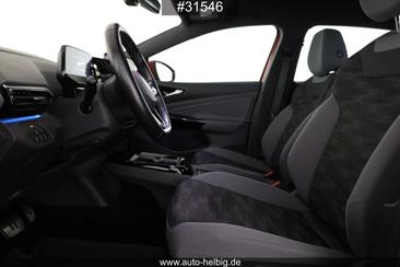 Volkswagen ID.4 Pro Performance — photo 12
