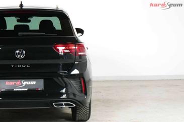 Volkswagen T-Roc R-Line — photo 12