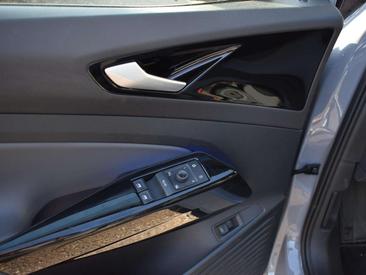 Volkswagen ID.4 Pro Design — photo 7