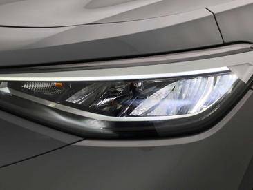 Volkswagen ID.4 Pro — photo 14