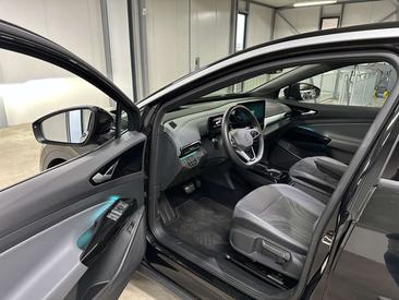 Volkswagen ID.5 Pro — photo 27