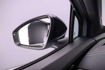 Volkswagen ID.4 Limited Edition Pro — photo 13