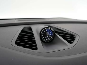 Porsche Macan 4S — photo 23