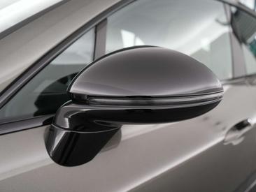 Porsche Macan 4S — photo 38