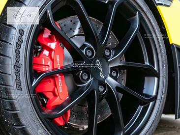 Porsche 718 GT4 — photo 11