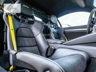 Porsche 718 GT4 — photo 22