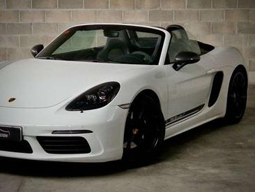 Porsche 718 Spyder — photo 13