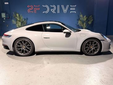 Porsche 992 I Carrera 4S — photo 4