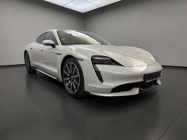 Porsche Taycan Turbo — photo 2