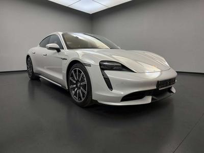 Porsche Taycan Turbo