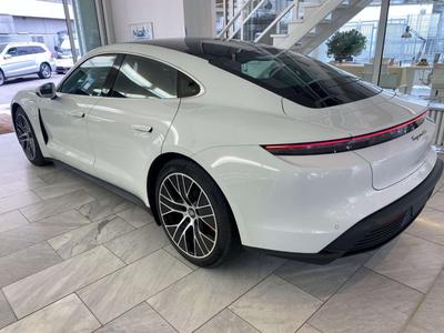 Porsche Taycan 4S