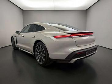 Porsche Taycan Turbo — photo 5