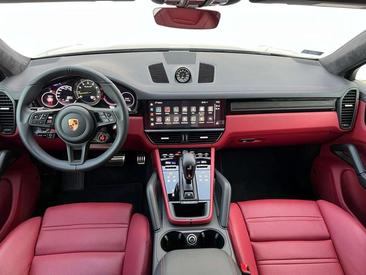 Porsche Cayenne III Turbo — photo 6