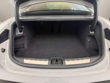Porsche Taycan Turbo — photo 15