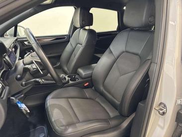 Porsche Macan Electrique S — photo 10