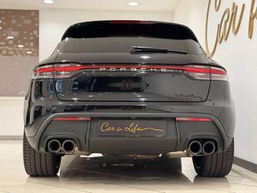 Porsche Macan Base — photo 9