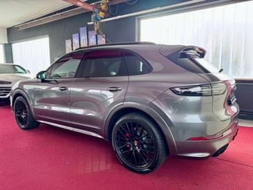 Porsche Cayenne III GTS — photo 9