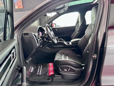 Porsche Cayenne III GTS — photo 11