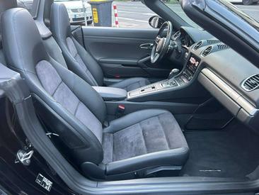 Porsche 718 Boxster — photo 12