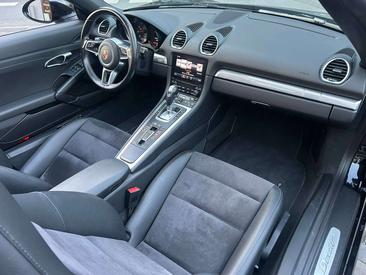Porsche 718 Boxster — photo 13