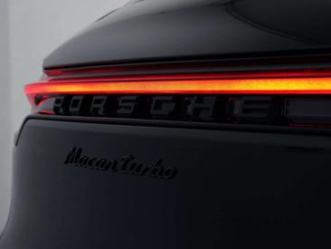 Porsche Macan Electrique Turbo — photo 34